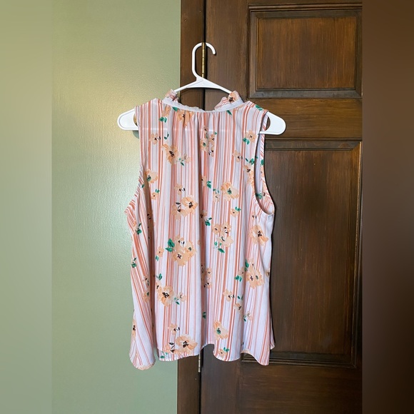 Elle Business Casual Pink and White Striped Floral Blouse Size XL - Picture 4 of 4